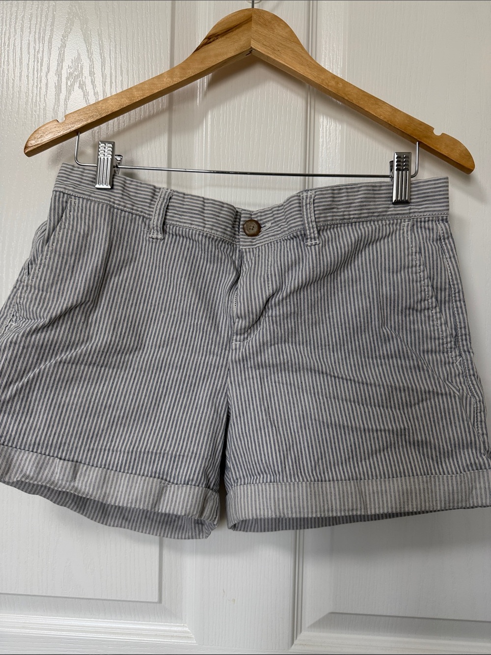 GAP khakis Striped Women’s Shorts